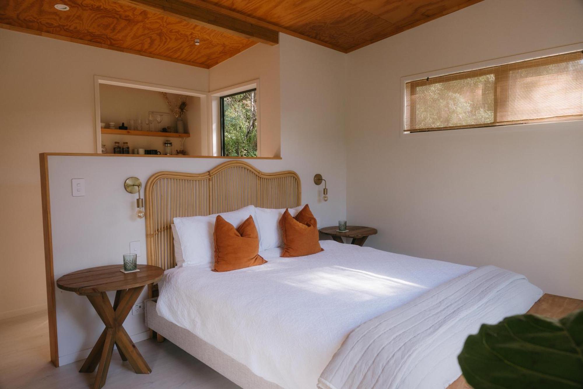 Treetop Tranquility At Rekindle Tree Houses Opua Buitenkant foto